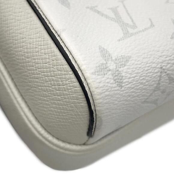 LOUIS VUITTON White Monogram Shoulder Bag - Picture 7 of 14